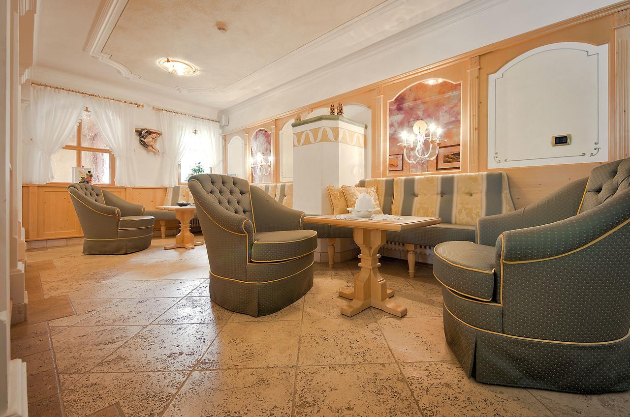 Mountain B&B - La Scalira Corvara In Badia Kültér fotó